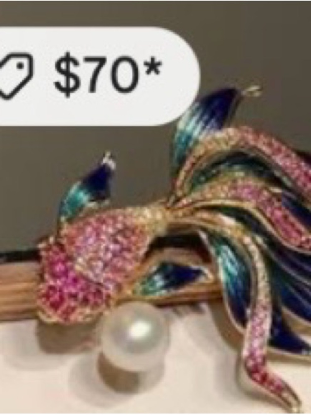Pink Cubic Zirconia stone koi fish set in plated gold tone 2” brooch. - Picture 12 of 12